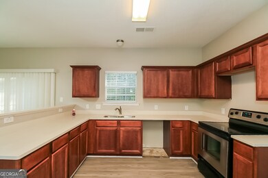 6417 Polar Fox Ct, Riverdale, GA 30296 - photo 6