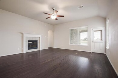 29642 Yaupon Shore Dr, Spring, TX 77386 - photo 4