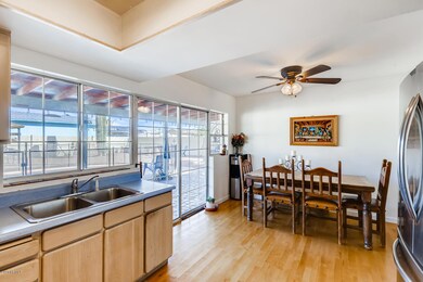 1610 W Libby St Phoenix AZ-large-007-022