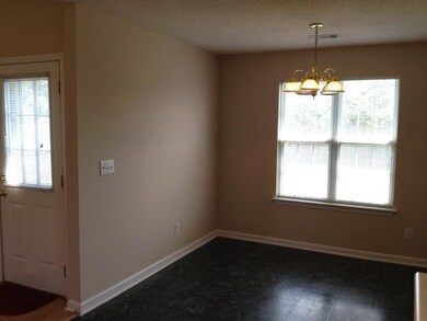 212 Tyson Glen Dr, Warner Robins, GA 31088 - photo 2