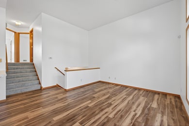 6406 157th St W, Saint Paul, MN 55124 - photo 4