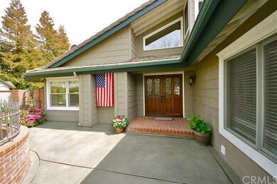 Gated front entryway