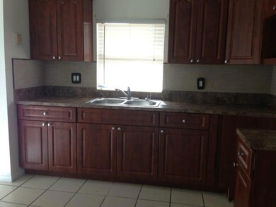 4902 WATERVIEW KITCHEN