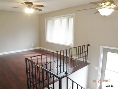 150 Heritage Ave, Lincoln, IL 62656 - photo 2