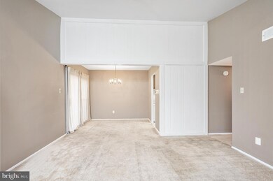 81 Woodway Dr, West Deptford, NJ 08066 - photo 4