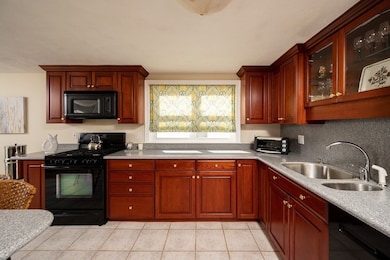 12 Wampatuck Rd, Quincy, MA 02169 - photo 5