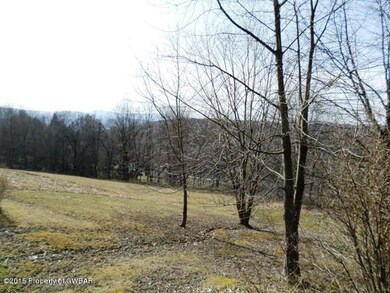 661 Ledge Hill Dr, Falls, PA 18615 - photo 6