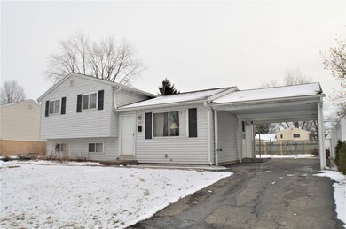 5017 Albany Dr, Columbus, OH 43232 - photo 2