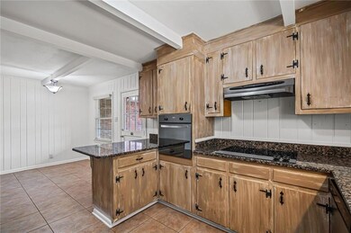 2758 Brookwood Dr, Mobile, AL 36606 - photo 6