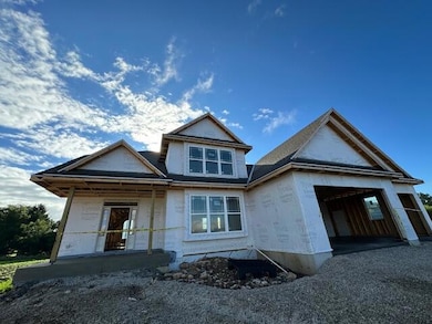 W257N5886 Autumn Ct, Lisbon, WI 53089 - photo 2