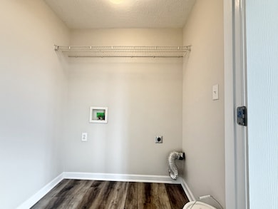 104 N Cavalcade Cir, Oak Grove, KY 42262 - photo 6