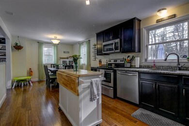 10 Jade Rd, MerriMacK, NH 03054 - photo 3