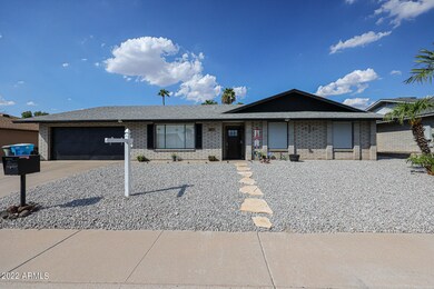 1102 E Taro Ln, Phoenix, AZ 85024 - photo 6