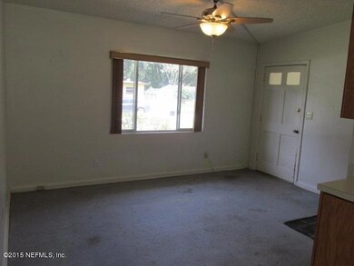 8334 Parr Ct N, Jacksonville, FL 32216 - photo 7