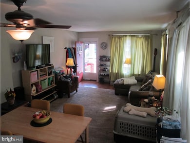 3524 Arlington St, Reading, PA 19605 - photo 2