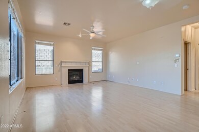 6-631990120-09 Living Room