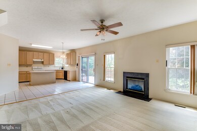 2419 Kemper Rd, Crofton, MD 21114 - photo 5