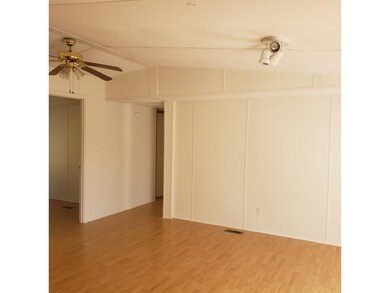 192 Weaver Hill Rd, Johnson City, TN 37601 - photo 2