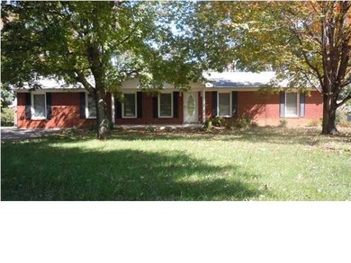 306 Pats Ln, Mount Washington, KY 40047 - photo 2