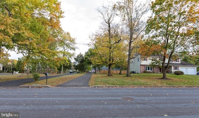 1315 Deer Run Rd, Hatfield, PA 19440 - photo 5