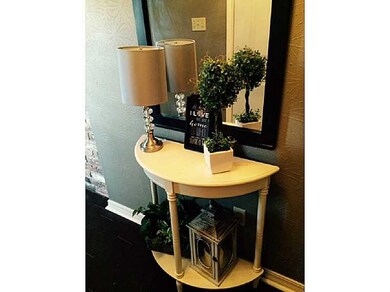 Photo. Foyer