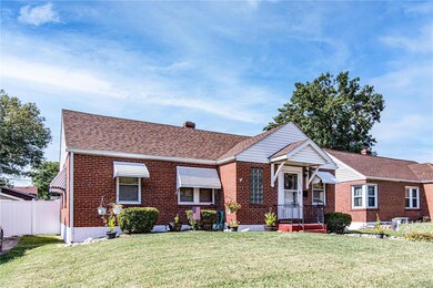 additional view of front yard