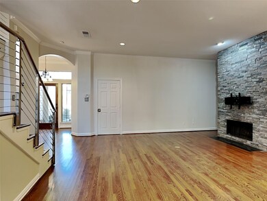 2 Stonebriar Ct, Dallas, TX 75206 - photo 2