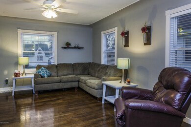 926 Arlington St NE, Grand Rapids, MI 49505 - photo 5