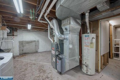 507 Hampshire Dr, Hoyt Lakes, MN 55750 - photo 4