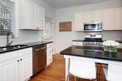 218 Freeman St unit 1, Brookline, MA 02446 - photo 3