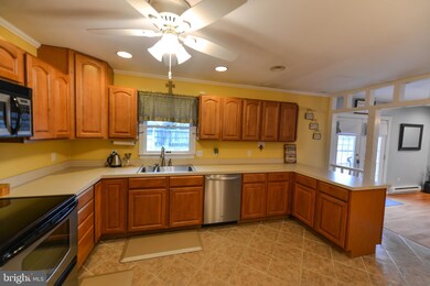 91 Lotus Ln, Penns Grove, NJ 08069 - photo 4