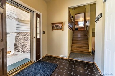 853 Camelot Ct unit 3, Crystal Lake, IL 60014 - photo 3