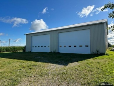 24 N Maxwell Rd, Elkton, MI 48731 - photo 3