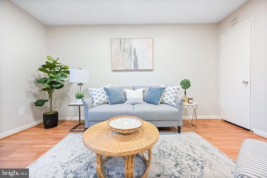 2340 Southgate Square, Reston, VA 20191 - photo 6