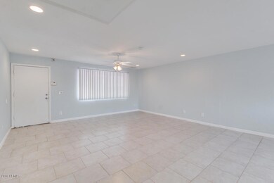 2017 N 57th Ave unit 7, Phoenix, AZ 85035 - photo 7