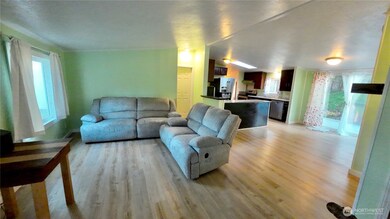 4672 Birch Bay Lynden Rd unit 82, Blaine, WA 98230 - photo 6