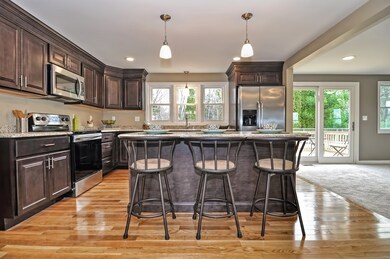 32 East St, Uxbridge, MA 01569 - photo 3