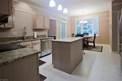 2106 Candelar Dr, High Point, NC 27265 - photo 6