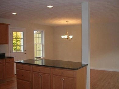 14 Elm St unit 2, Wakefield, MA 01880 - photo 4