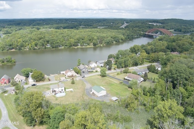 70 Island View Rd, Cohoes, NY 12047 - photo 5