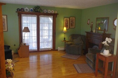 2302 Kellogg Rd unit 6, Saint Albans, VT 05478 - photo 6