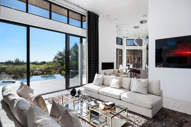 9715 E Skyline Ct unit 2, Scottsdale, AZ 85262 - photo 5