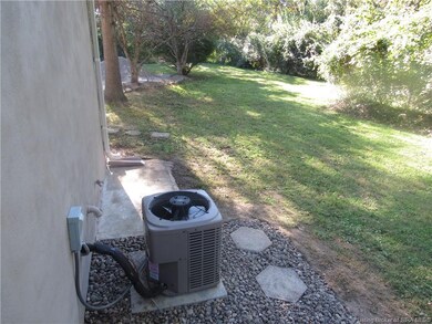 511 W 7th St, New Albany, IN 47150 - photo 5