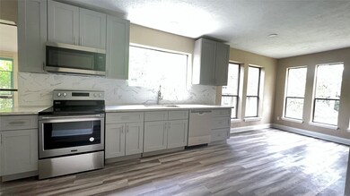 14330 Walker Rd, Conroe, TX 77302 - photo 7