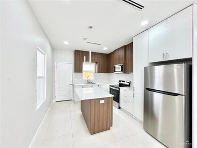 4609 Larkspur Ave unit 4, McAllen, TX 78501 - photo 3