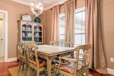 4 formal dining 1