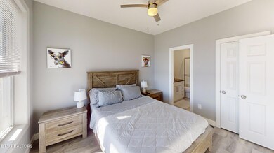 114-B-E-Harbor-View-Ln-LaFollette-TN-377