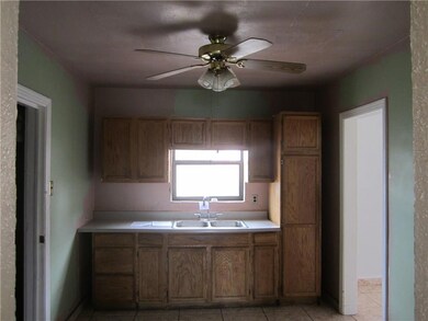 7739 Hacienda Ave, El Paso, TX 79915 - photo 5