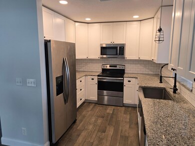 18942 SE Hillcrest Dr, Jupiter, FL 33469 - photo 4