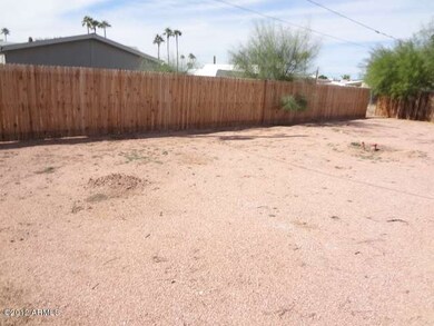 023-307646-Backyard